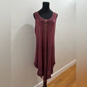 201. Boho Embroidered Sleeveless Midi Dress in Wine